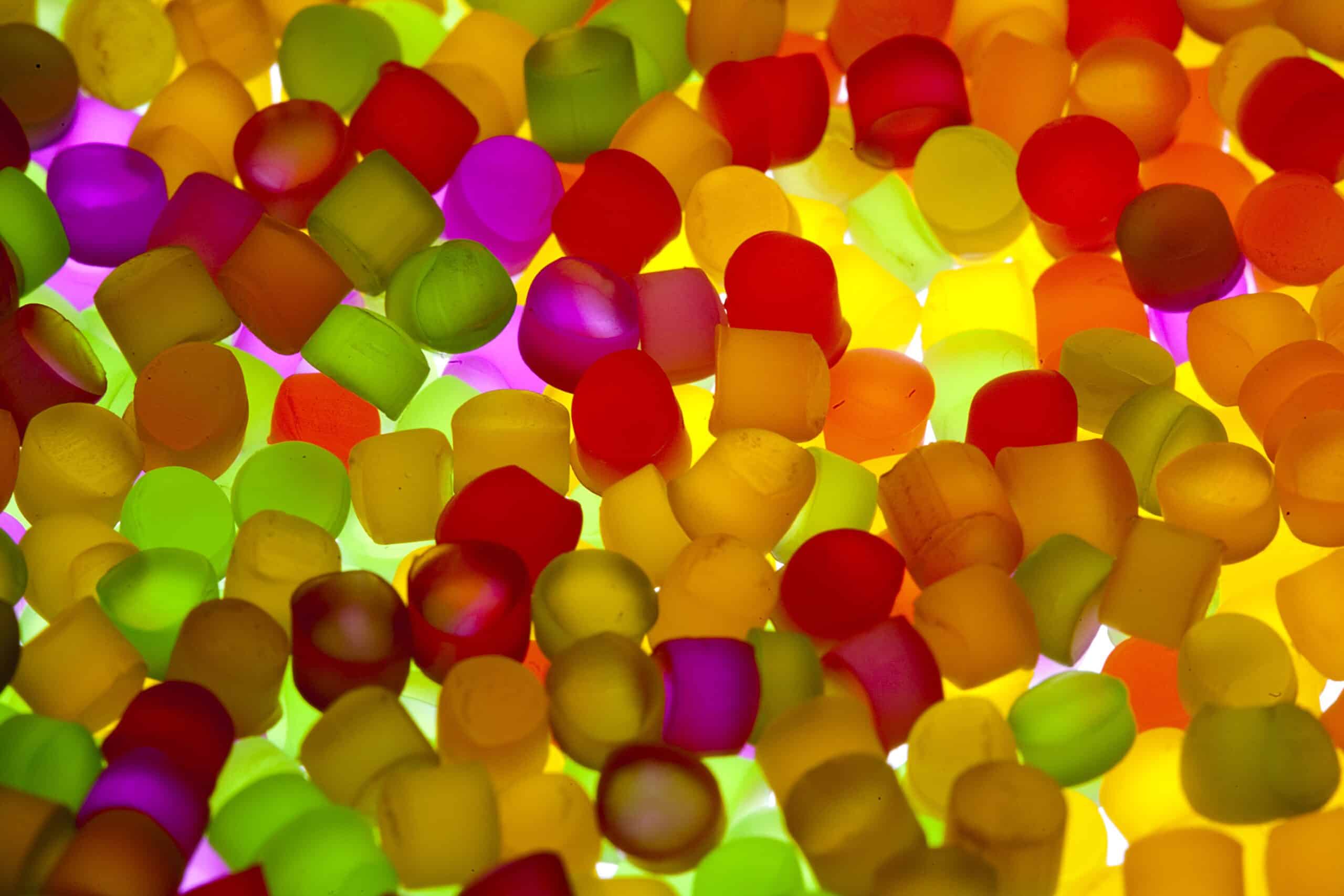 Come scegliere il materiale plastico giusto per il tuo progetto